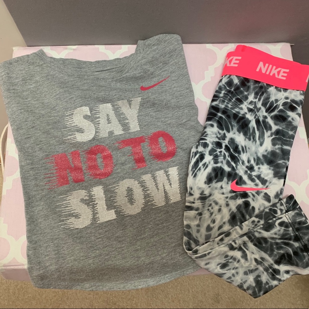 ⭐️🌺 3 items - $20 🌺⭐️ (bundle and I’ll offer)